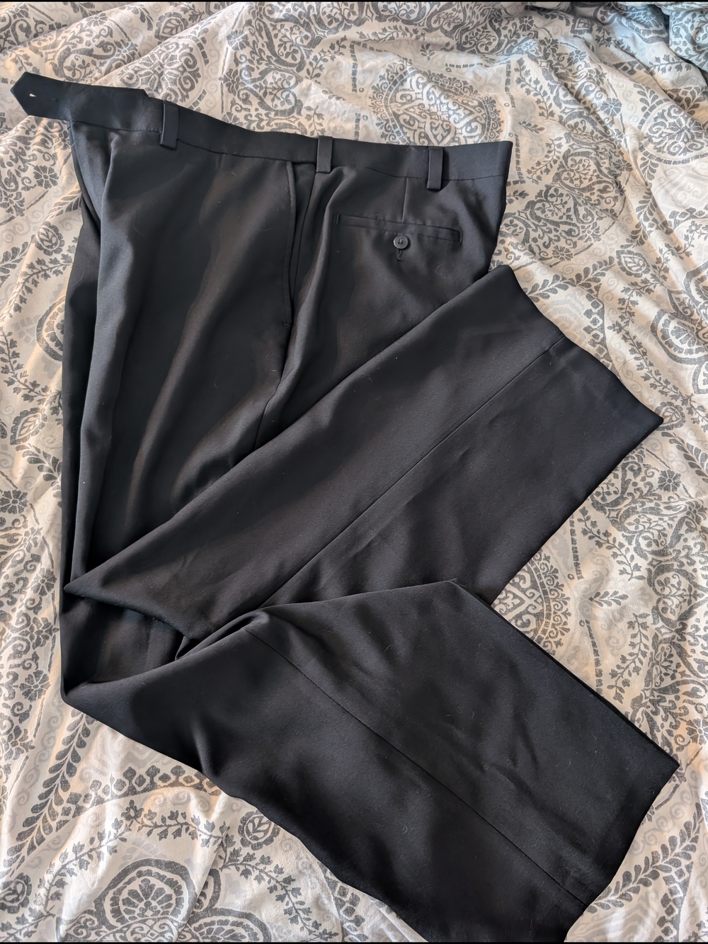Haggar Black Flat-Front Dress Pants